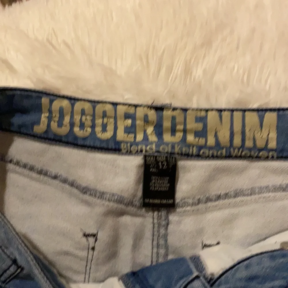 Sound Style Capri Jeans - Picture 3 of 5